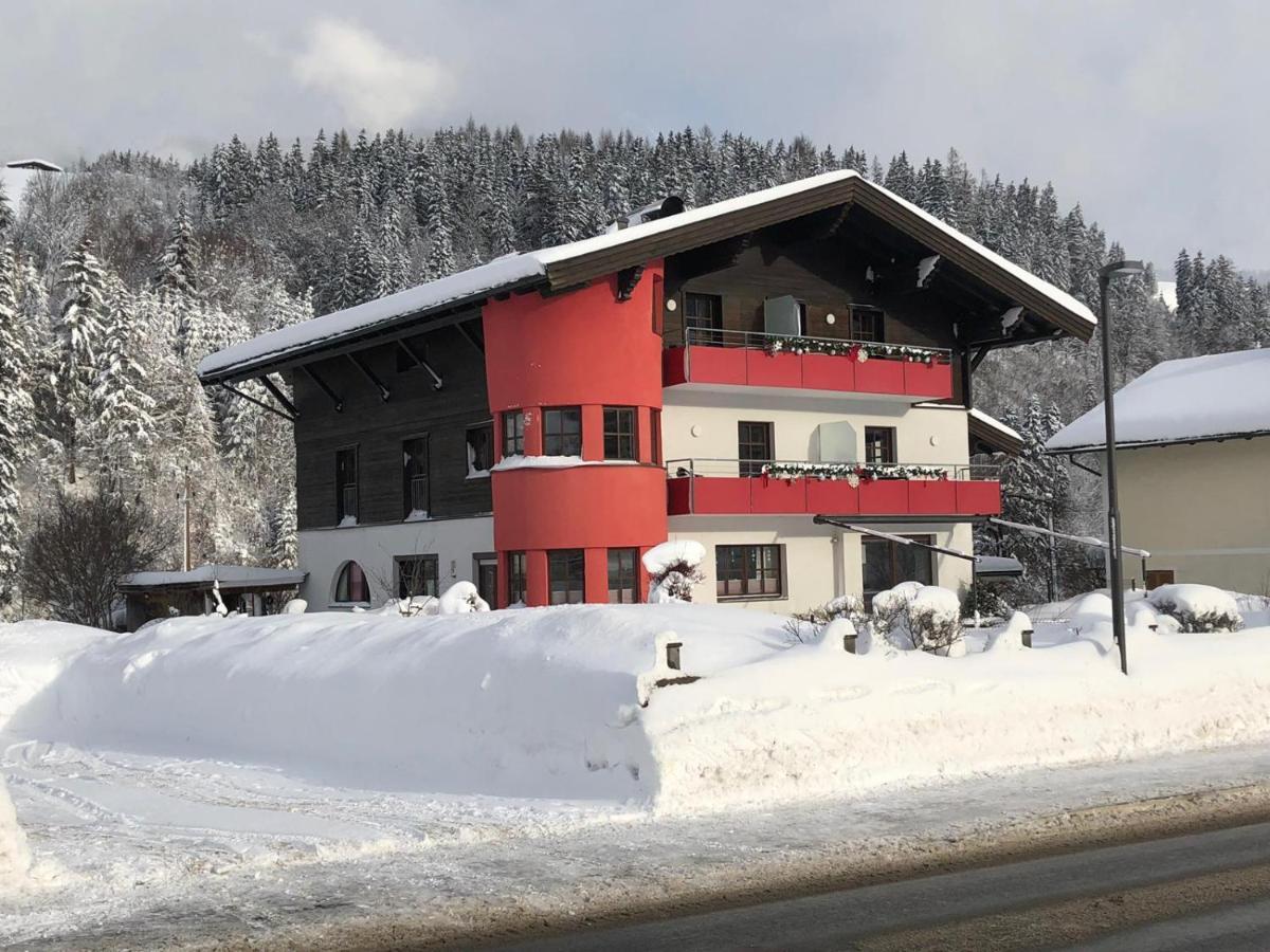 Appartementhaus Bergblick Leogang Extérieur photo